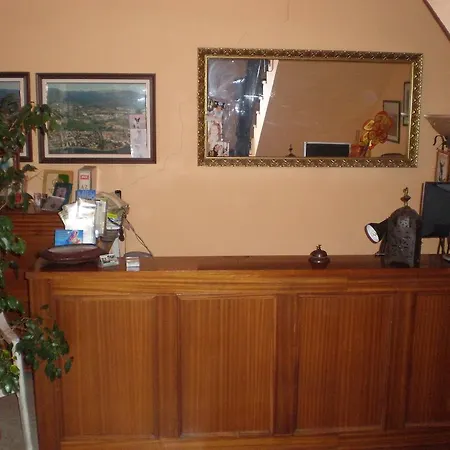 Konukevi Galea Centro 2*