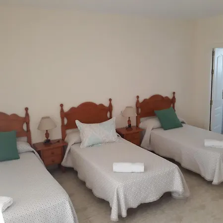 Konukevi Galea Centro 2*