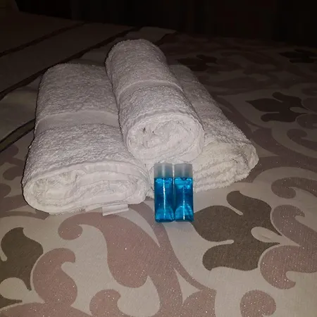بيت ضيافة Galea Centro 2*