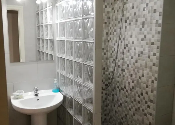 Konukevi Galea Centro 2*